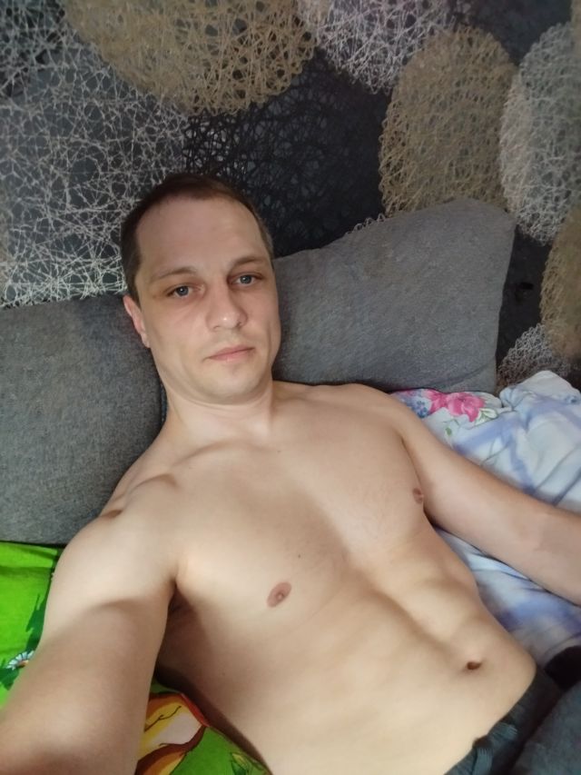 Мужчина Виктор  Ботанический