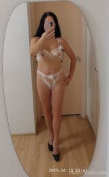 Миниатюра Индивидуалка Виктория Виз Фотография 