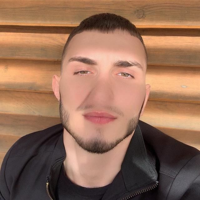 Мужчина Марк